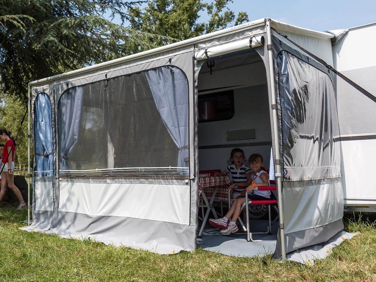 Fiamma Caravanstore Zip XL 410 Royal Grey zakluifel met voortent