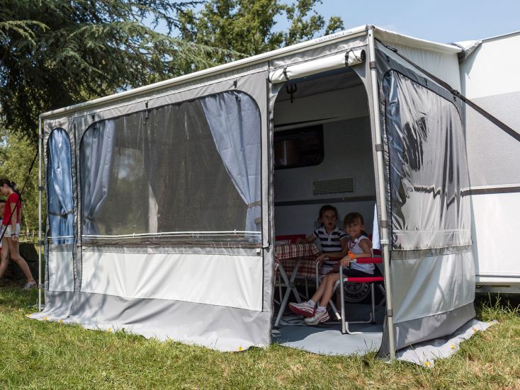 Fiamma Caravanstore Zip XL 550 Royal Grey zakluifel met voortent