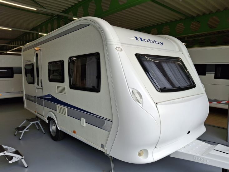 Hobby De Luxe 455 UF 2010 caravan