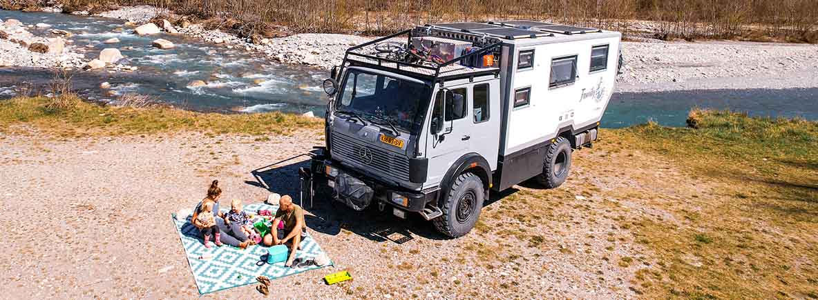 Een kijkje in de camper van Pascal en Eefke