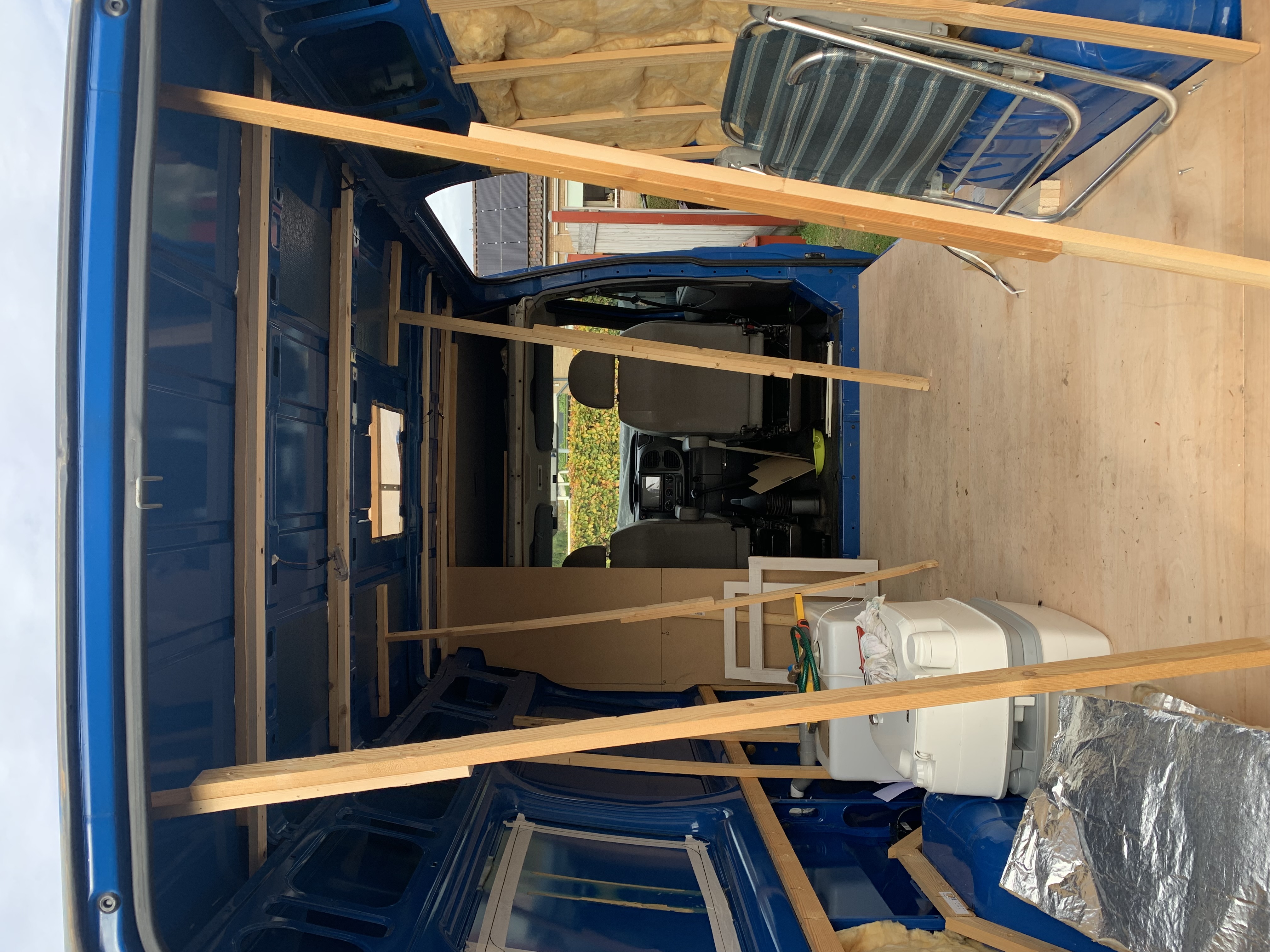 Een kijkje in de camper van Koen en Suus