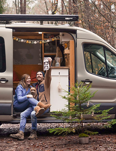 Een kijkje in de camper van Bryan en Ellen