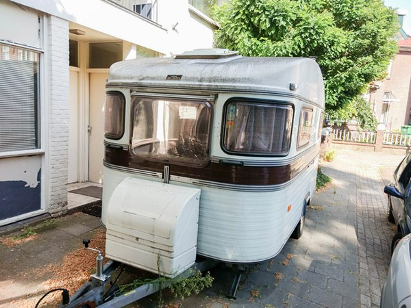 Kijkje in de caravan van Erik en Loes