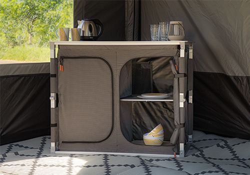 alu quick kast obelink ingericht in tent