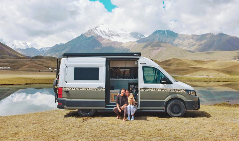 Chantal en Donny met de camper